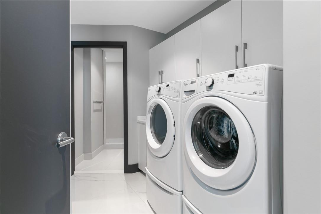 PORSCHE DESIGN TOWER - Residential