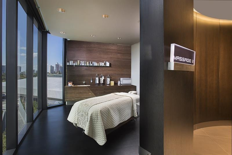 PORSCHE DESIGN TOWER - Residential