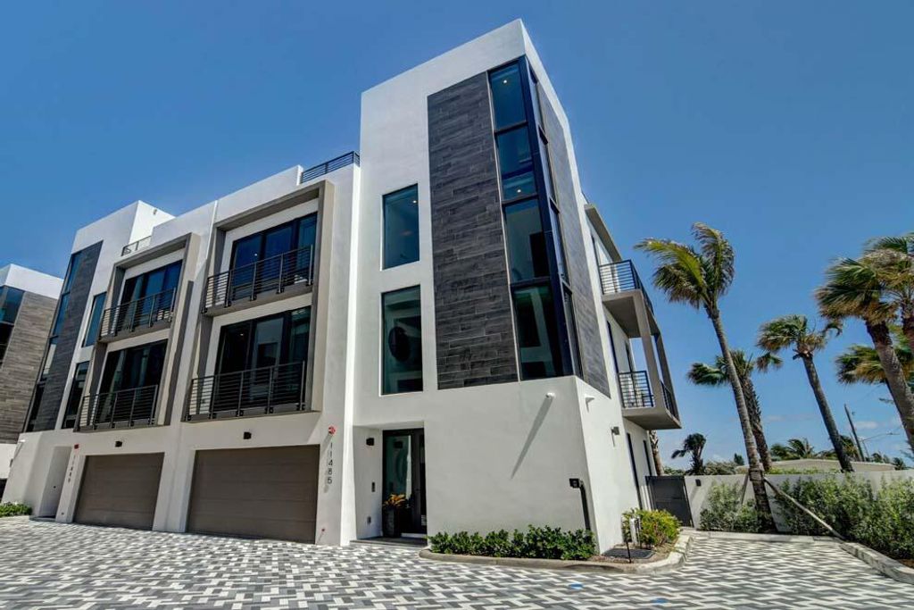 Photo of 11485 Old Ocean Boulevard, Boynton Beach, FL 33435 (MLS # R10829822)