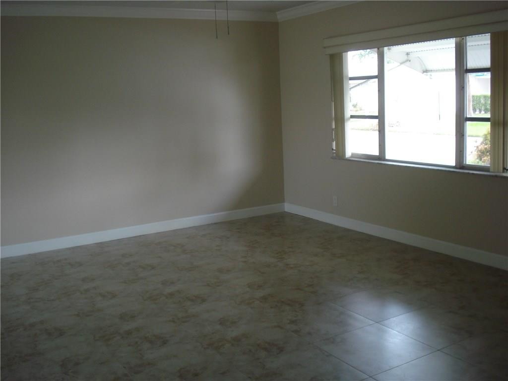 Lauderdale West 2 Sec 78- - Residential