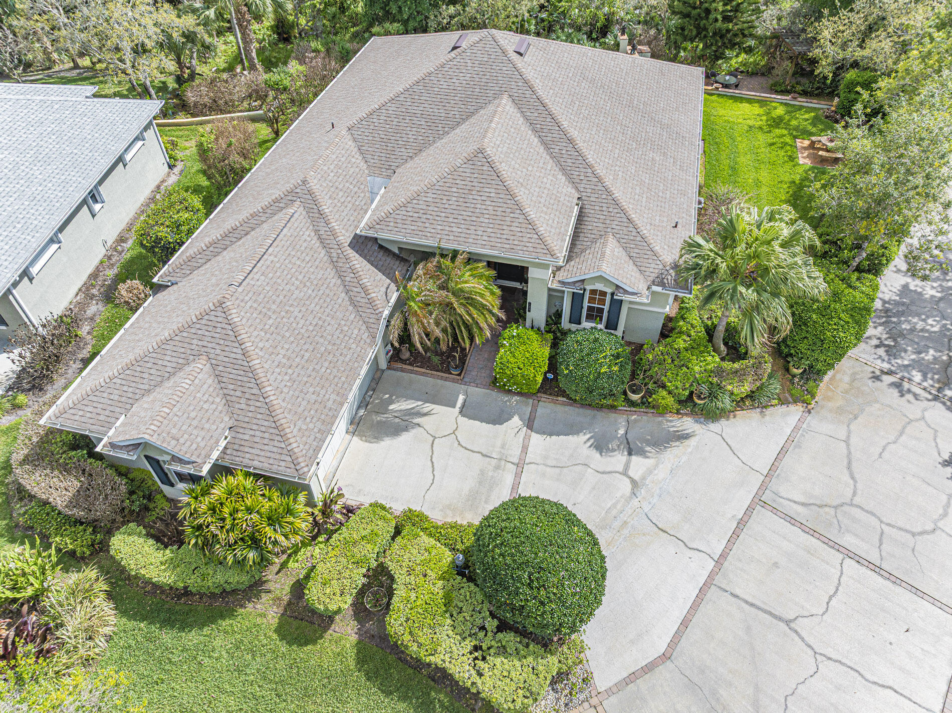 709 Brush Foot Drive