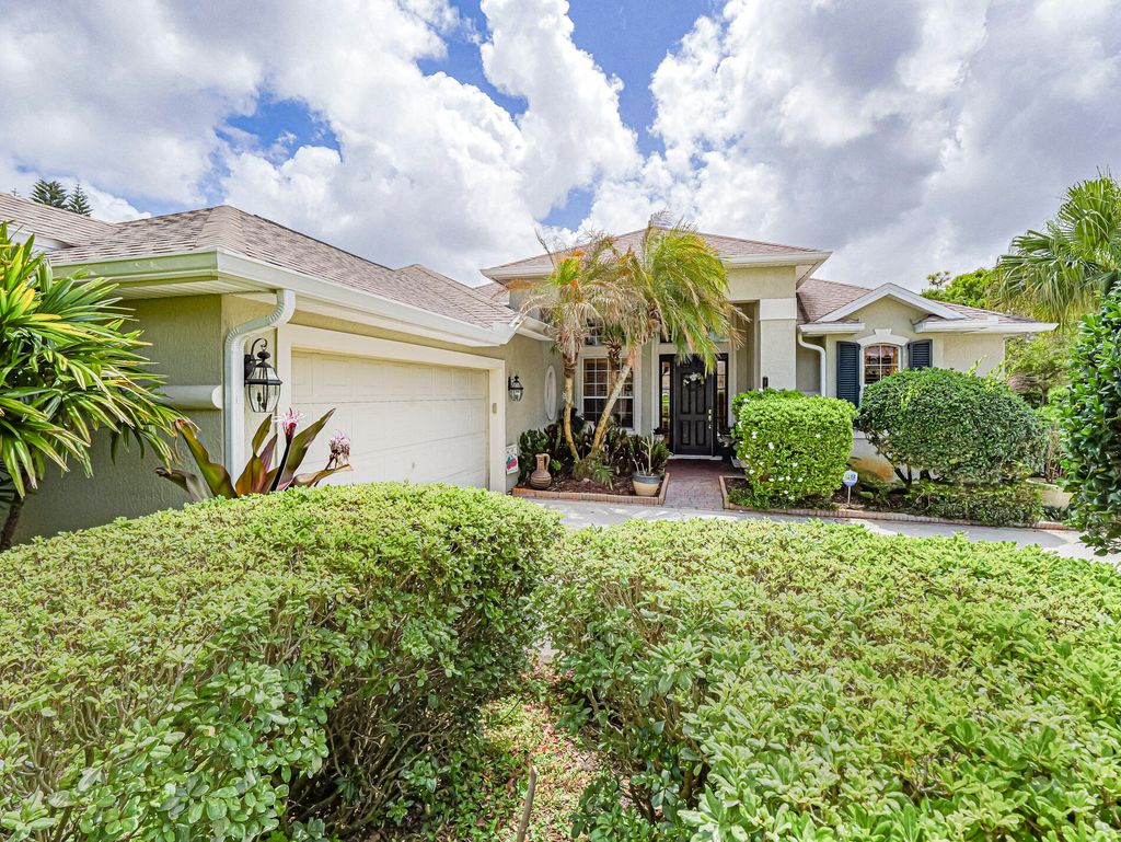 Photo of 709 Brush Foot Drive, Sebastian, FL 32958 (MLS # B26011297)