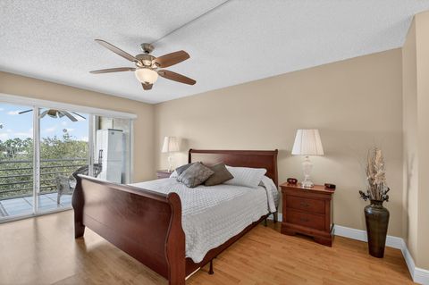 Tiny photo for 3871 Via Poinciana #404, Lake Worth, FL 33467 (MLS # R11159520)
