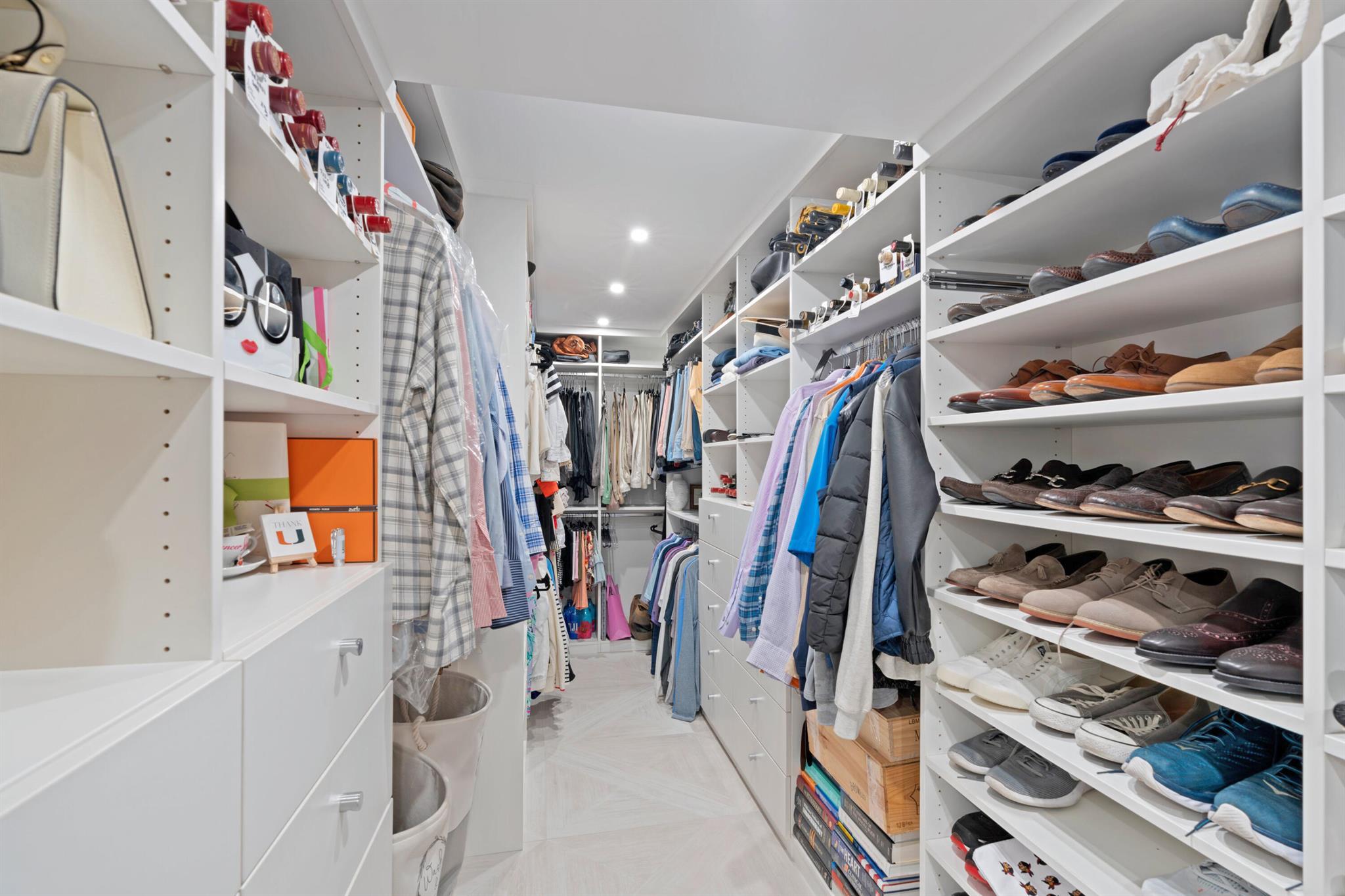 WATERVIEW TOWERS CONDO - Residential