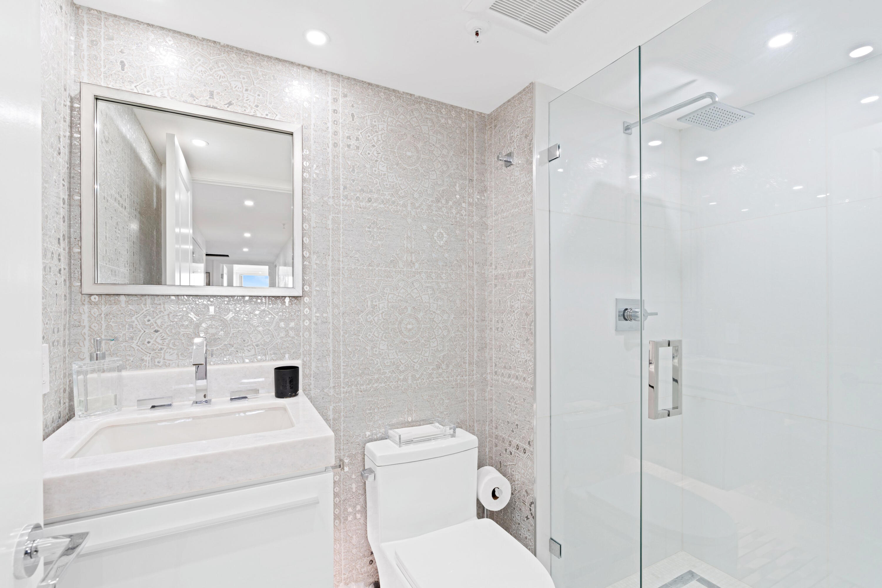 WATERVIEW TOWERS CONDO - Residential