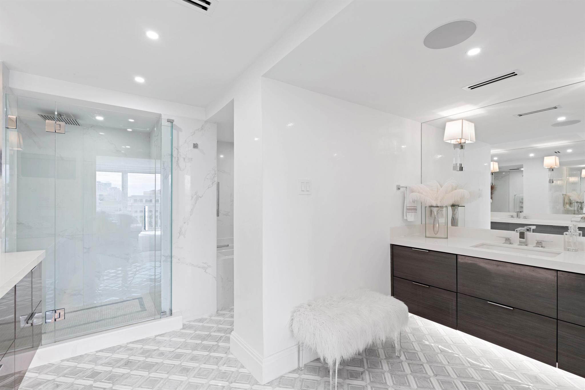 WATERVIEW TOWERS CONDO - Residential