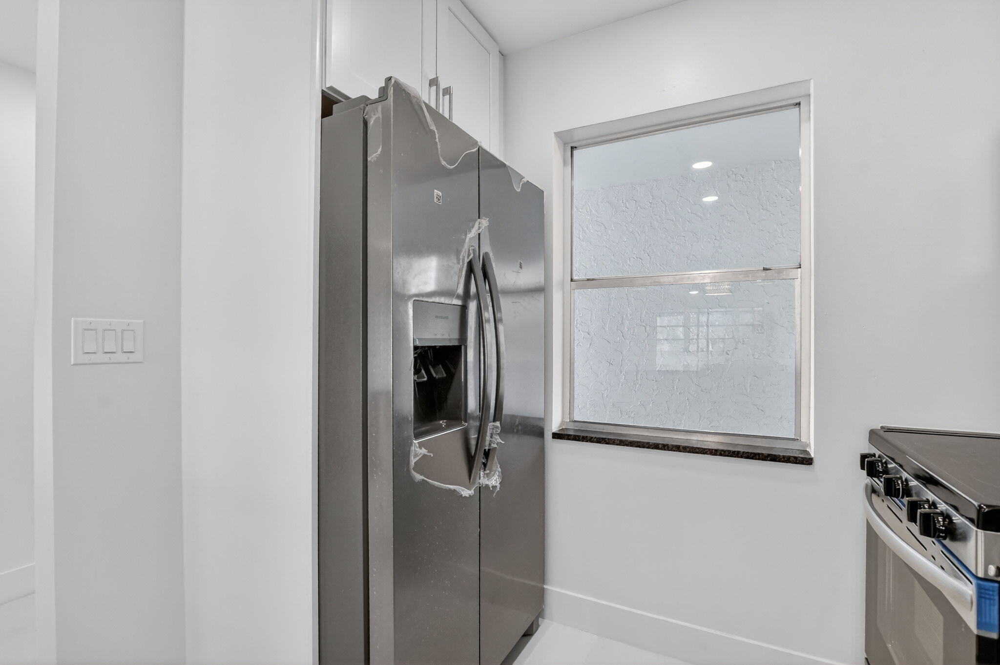 SANDALFOOT SOUTH ONE CONDO PT OF LTS 12, 33 AND 34 - Residential