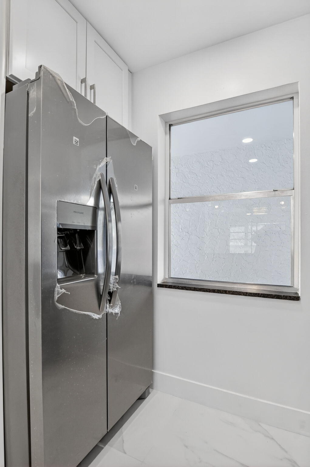 SANDALFOOT SOUTH ONE CONDO PT OF LTS 12, 33 AND 34 - Residential