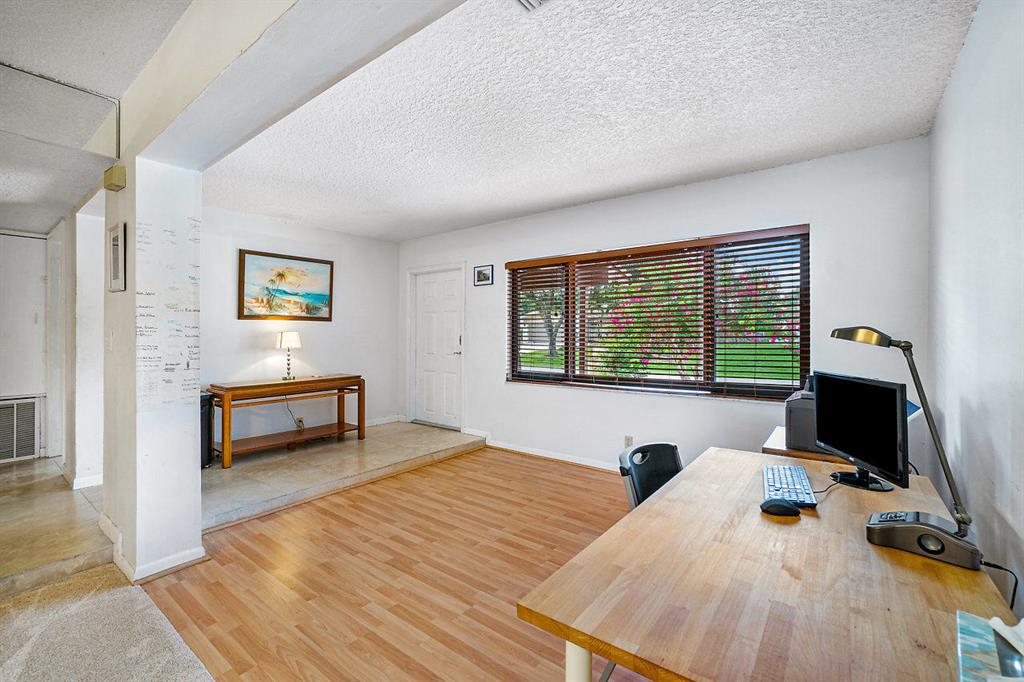 PALM BEACH GARDENS 3 - Residential