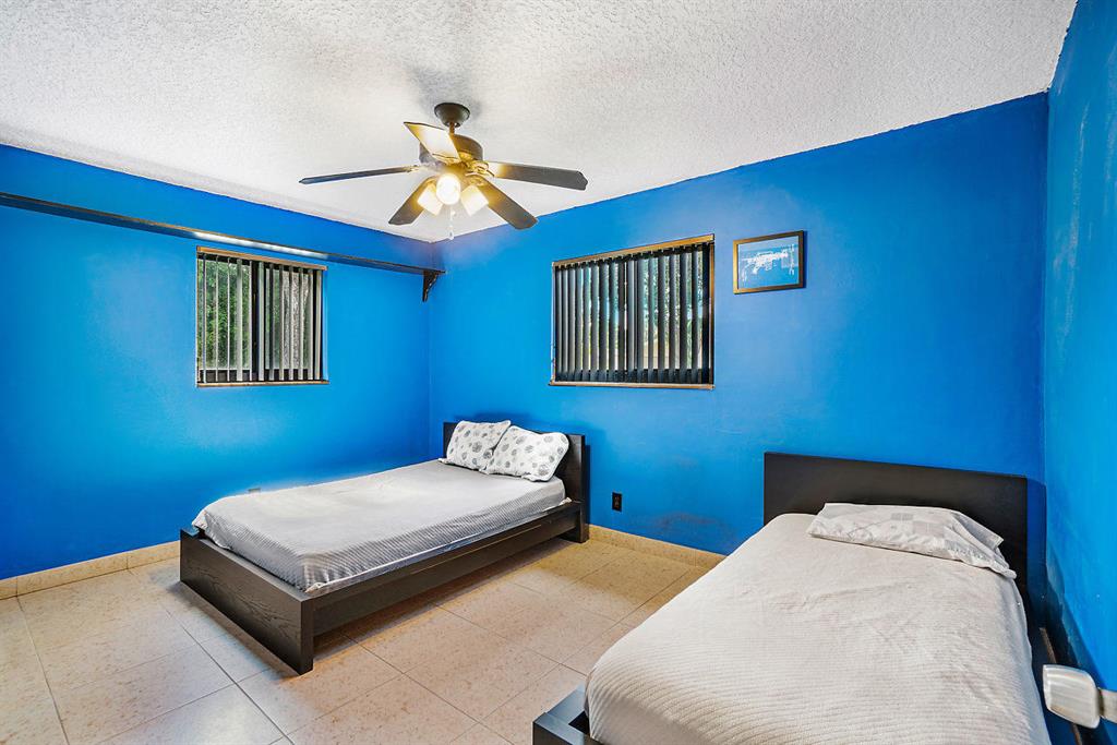 PALM BEACH GARDENS 3 - Residential