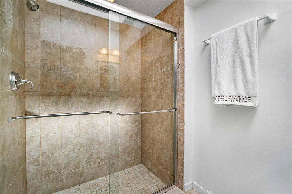 PALM BEACH GARDENS 3 - Residential