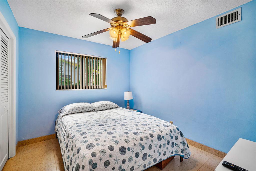 PALM BEACH GARDENS 3 - Residential