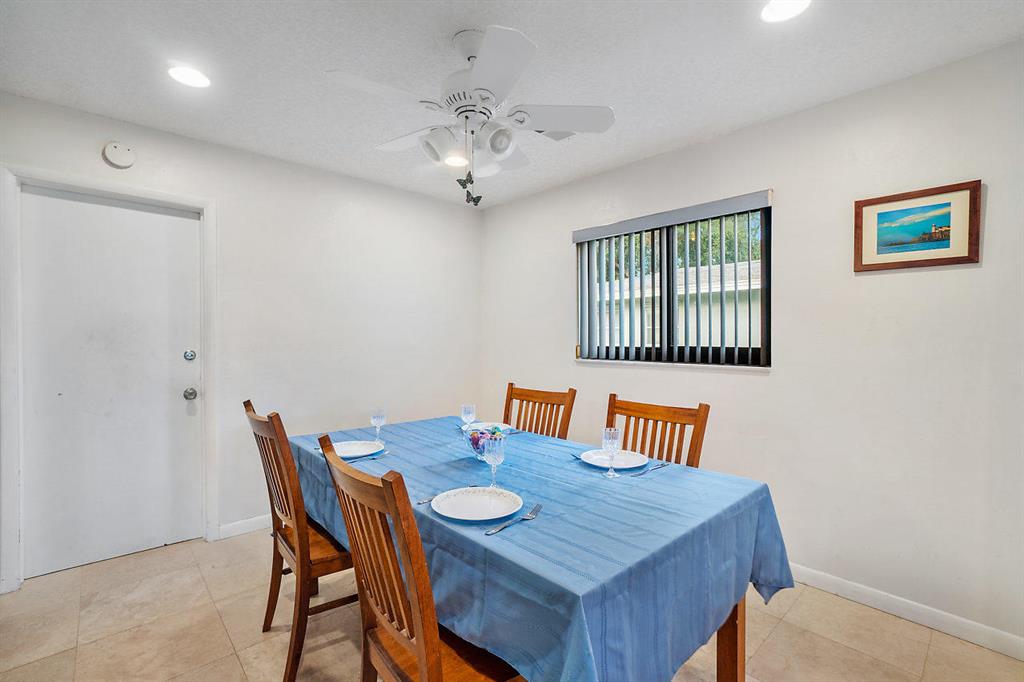 PALM BEACH GARDENS 3 - Residential