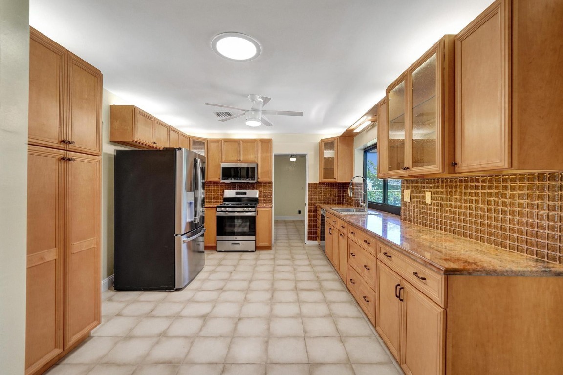 Plantation Park Lakesites - Residential