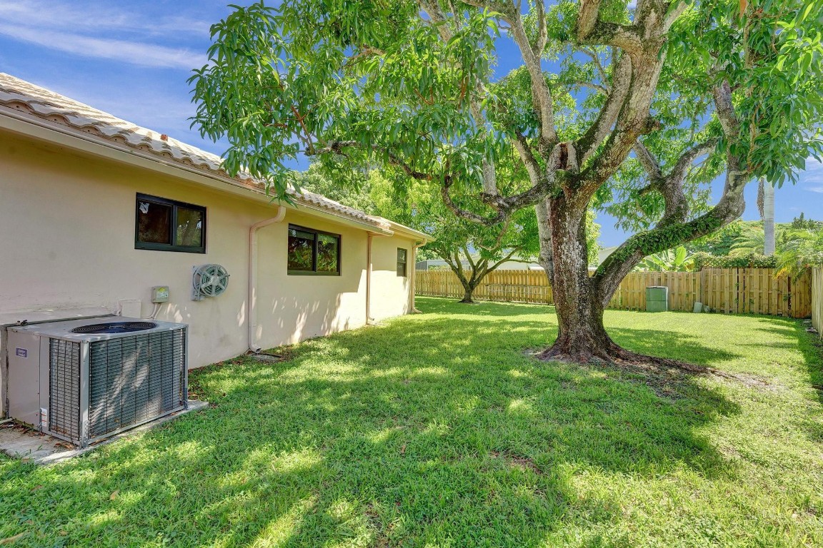 Plantation Park Lakesites - Residential