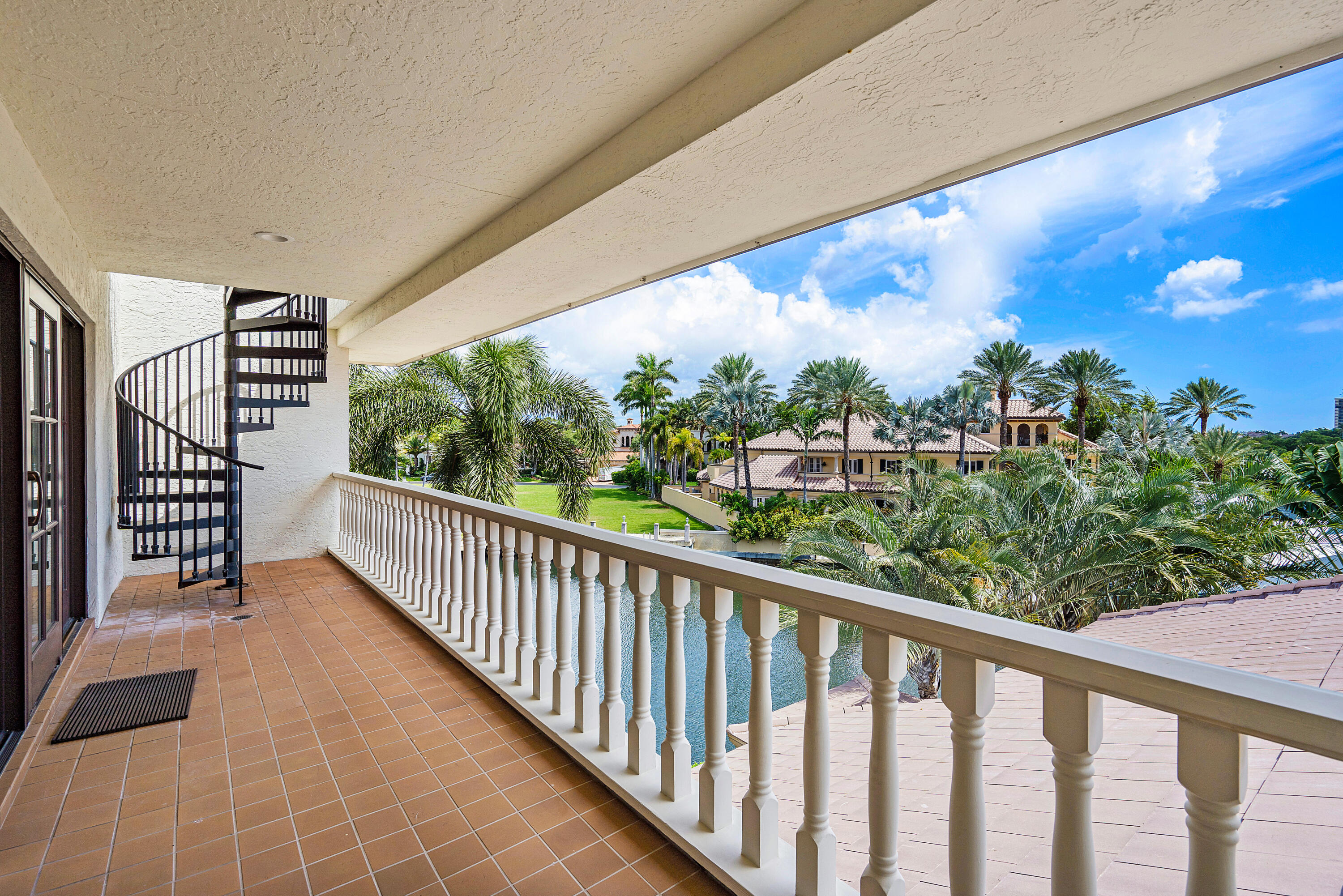 SANCTUARY - Residential