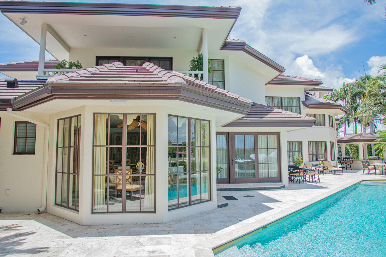 SANCTUARY - Residential