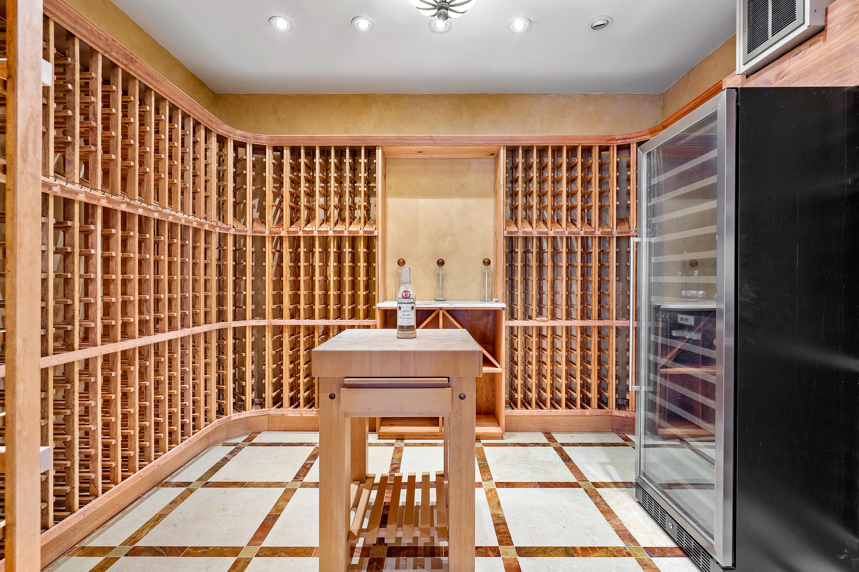 SANCTUARY - Residential