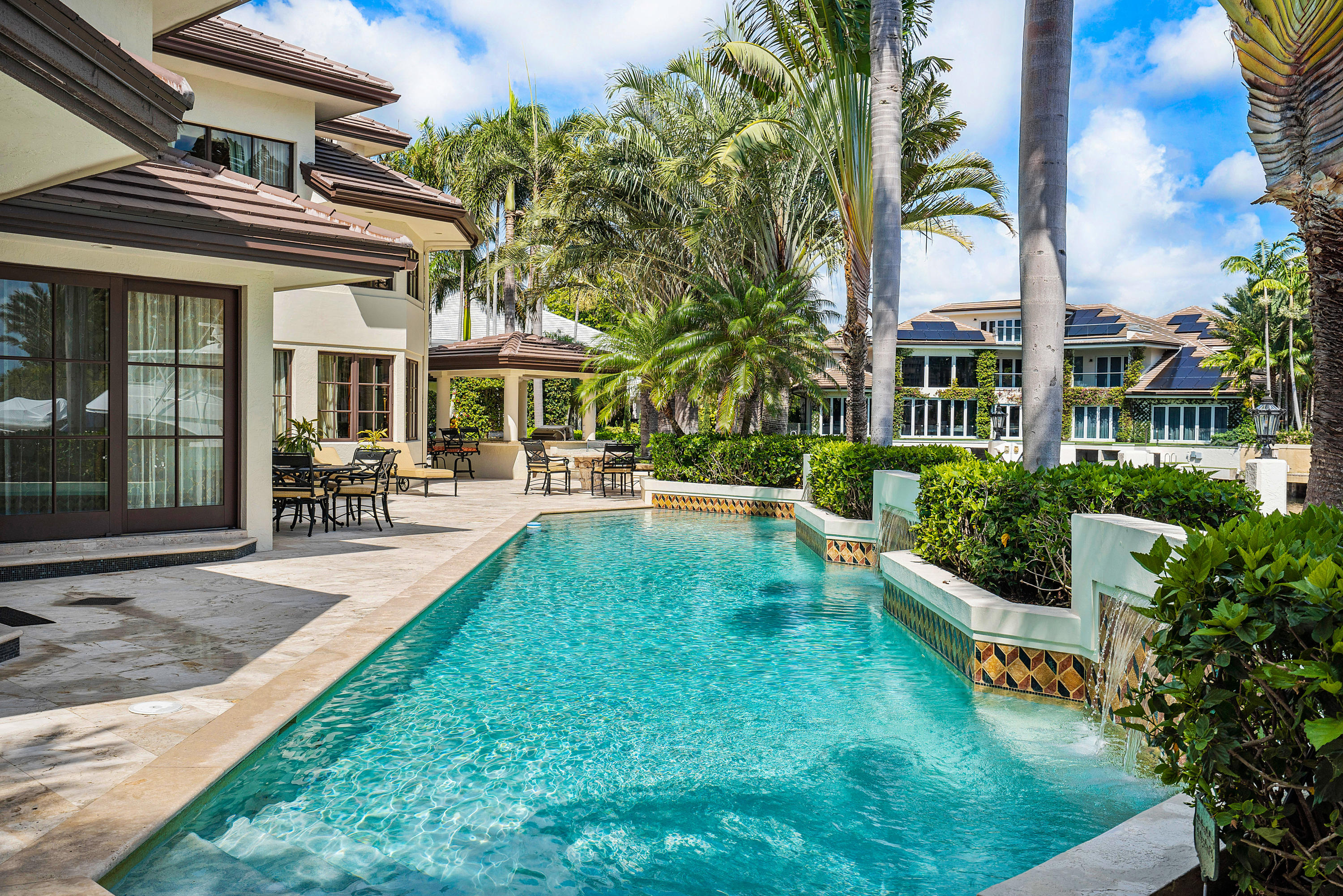 SANCTUARY - Residential