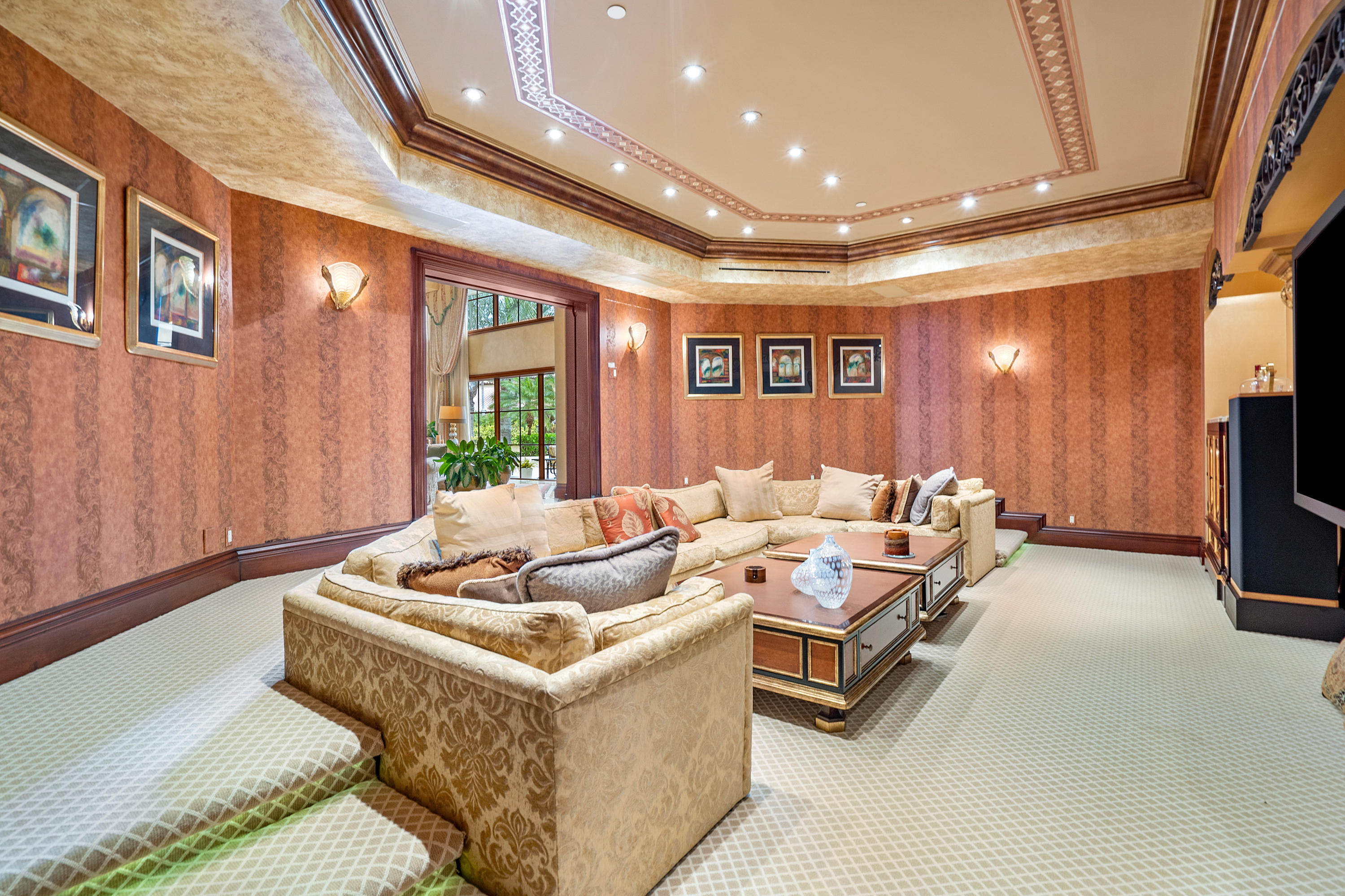 SANCTUARY - Residential