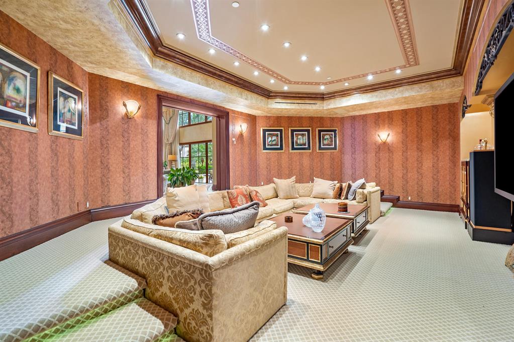 SANCTUARY - Residential