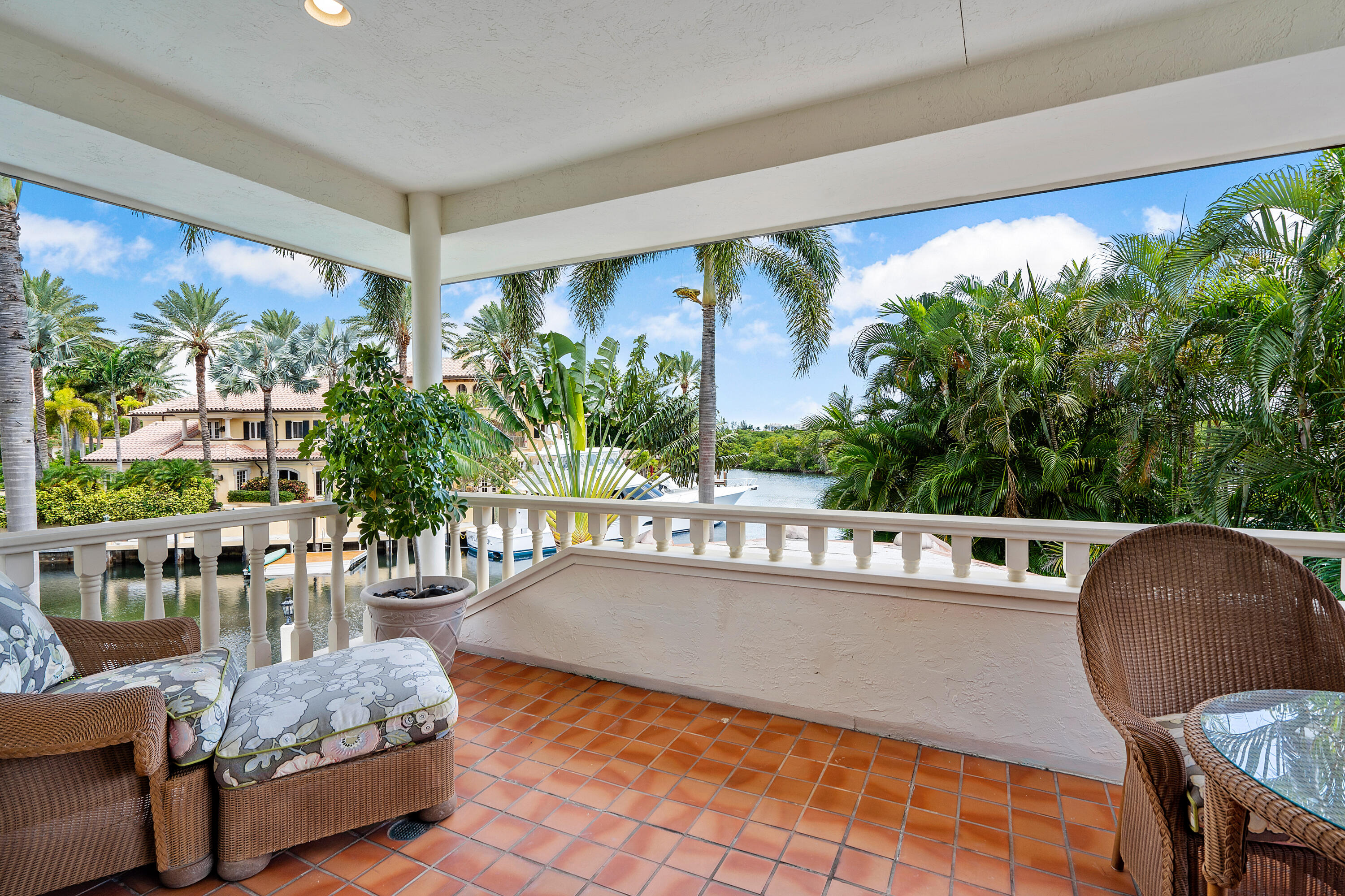 SANCTUARY - Residential