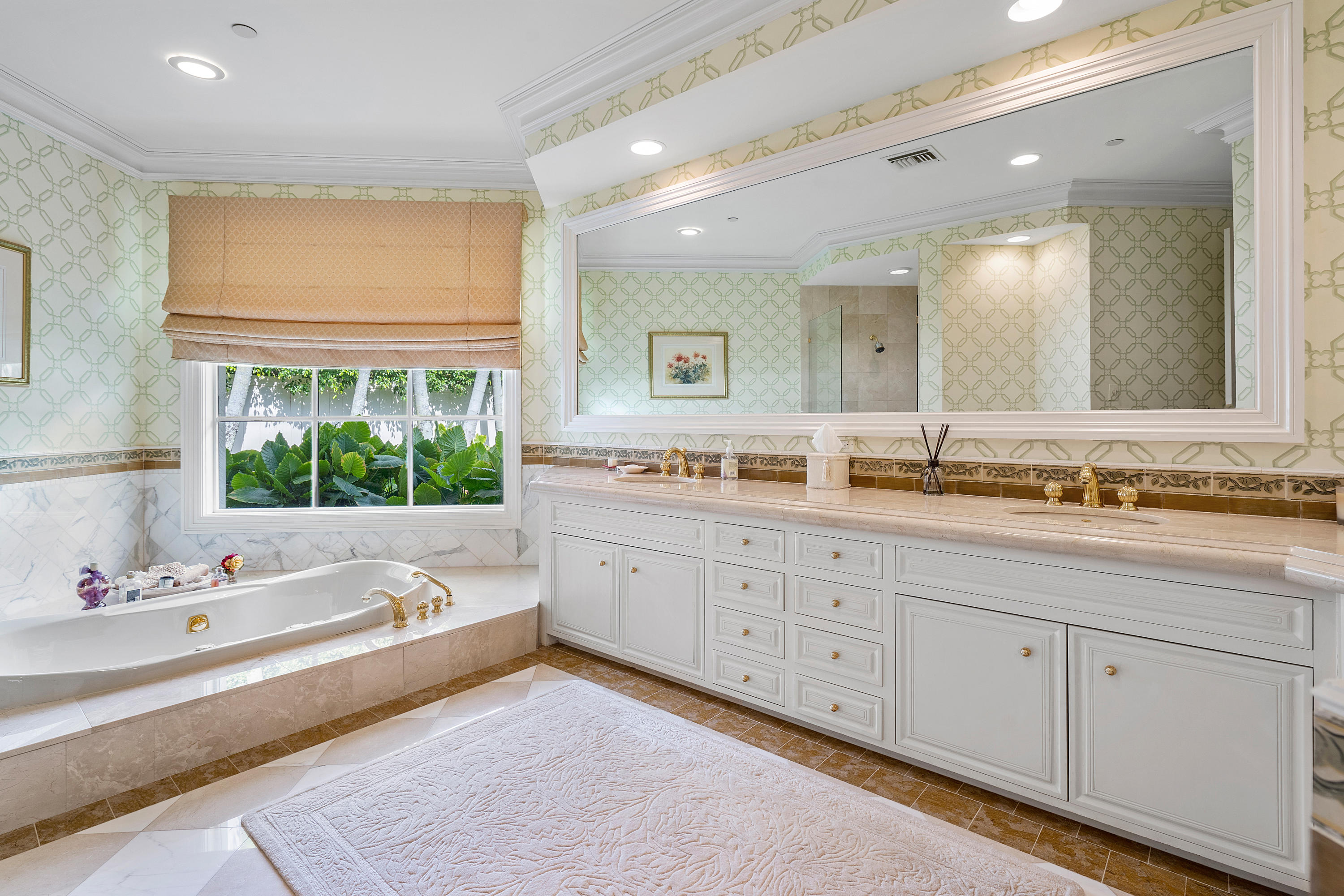 SANCTUARY - Residential