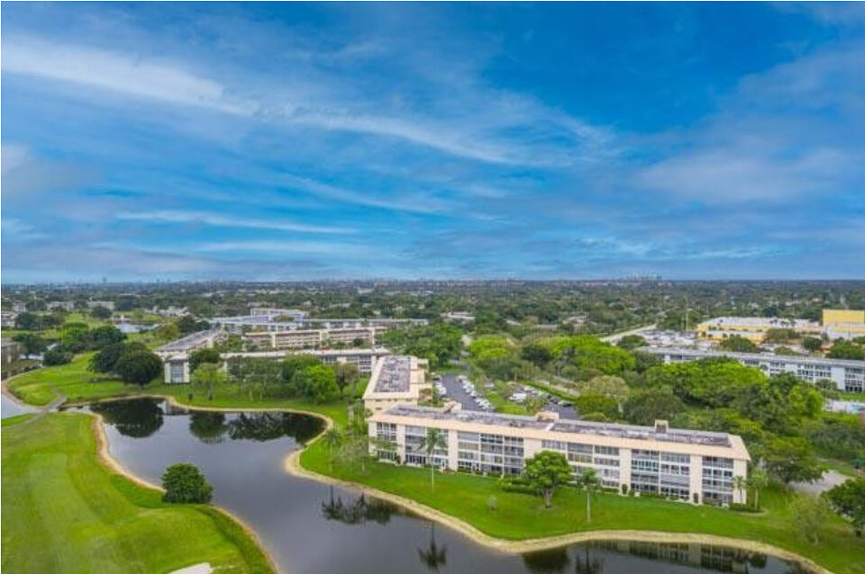 NASSAU VILLAGE WYNMOOR CONDO - Residential