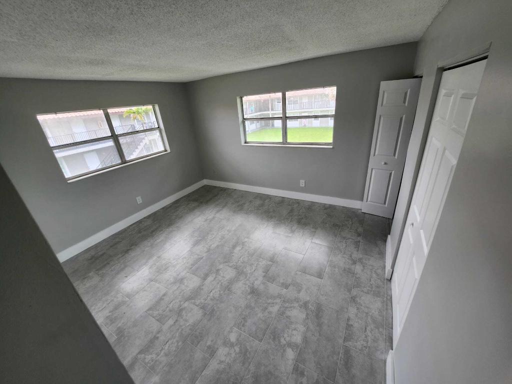 SILVER PALMS CONDO - Residential Lease