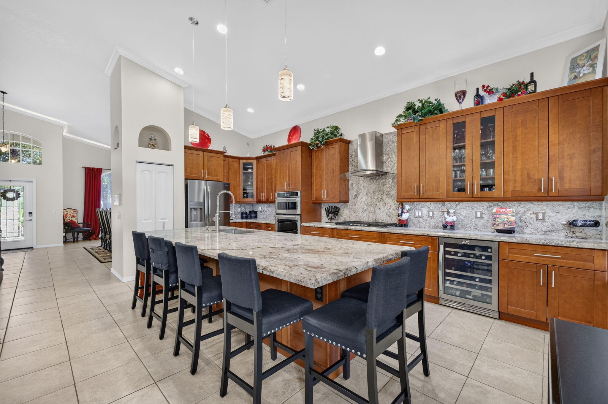 7213 SE Magellan Lane