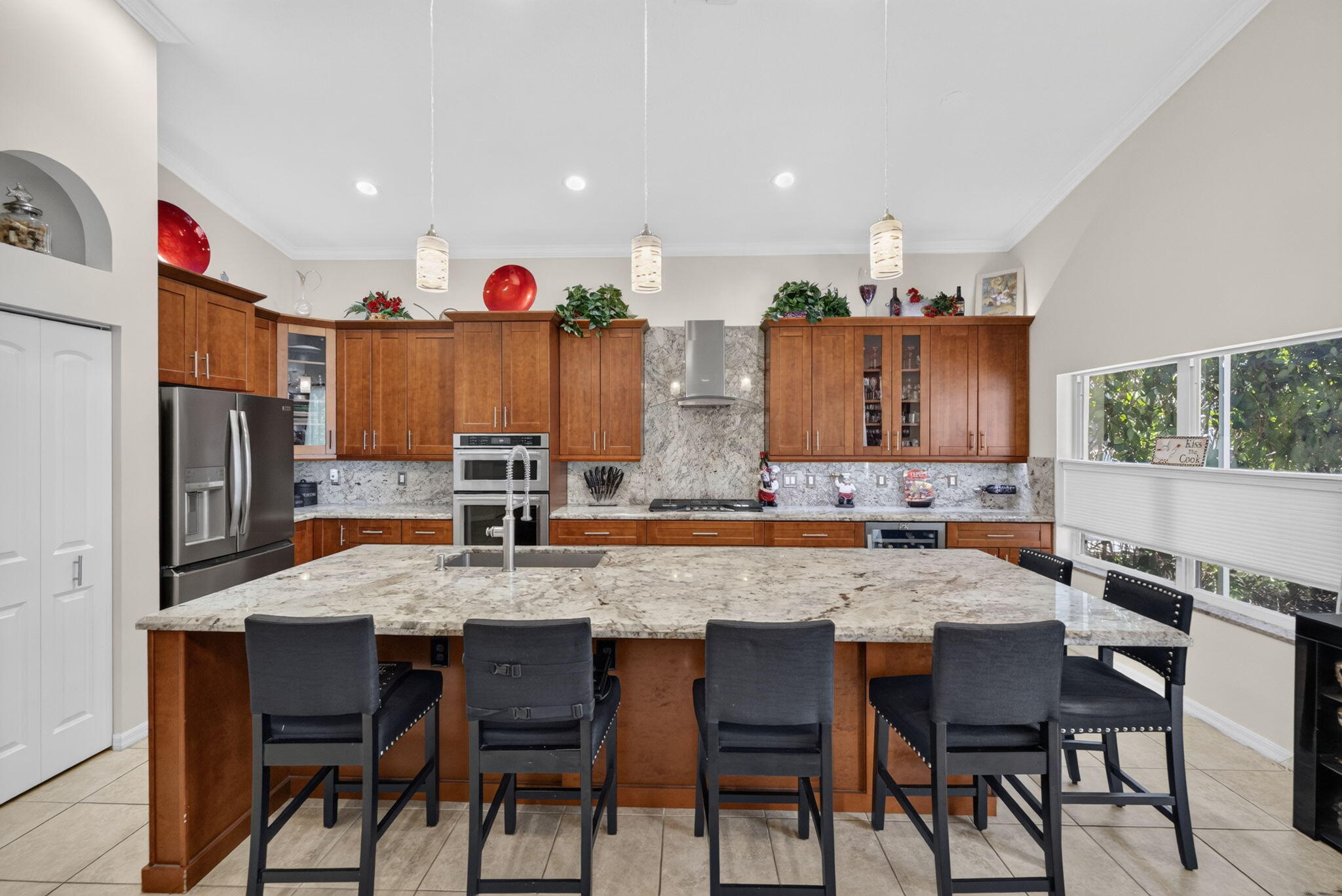 7213 SE Magellan Lane