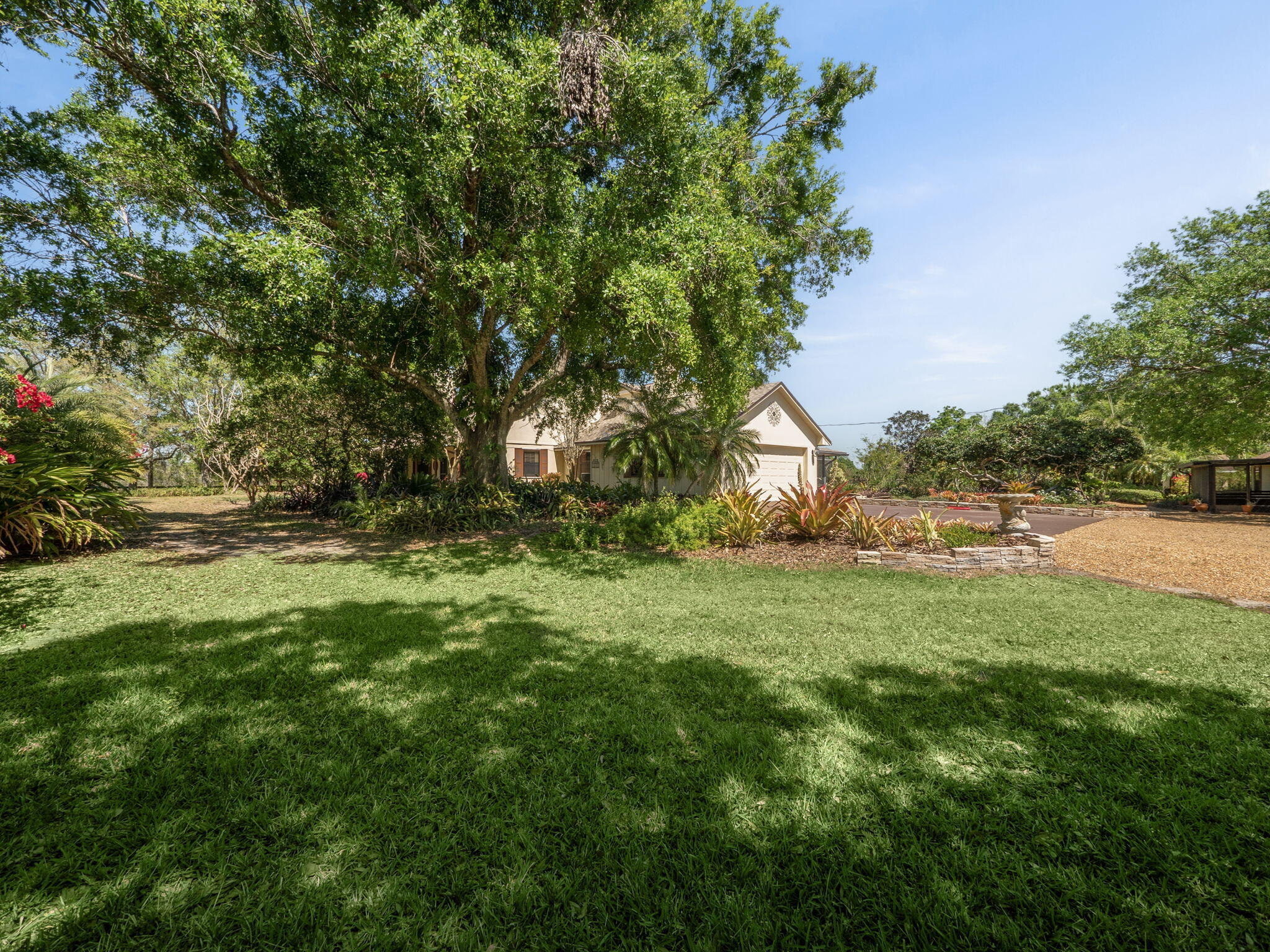 METES AND BOUNDS - Residential