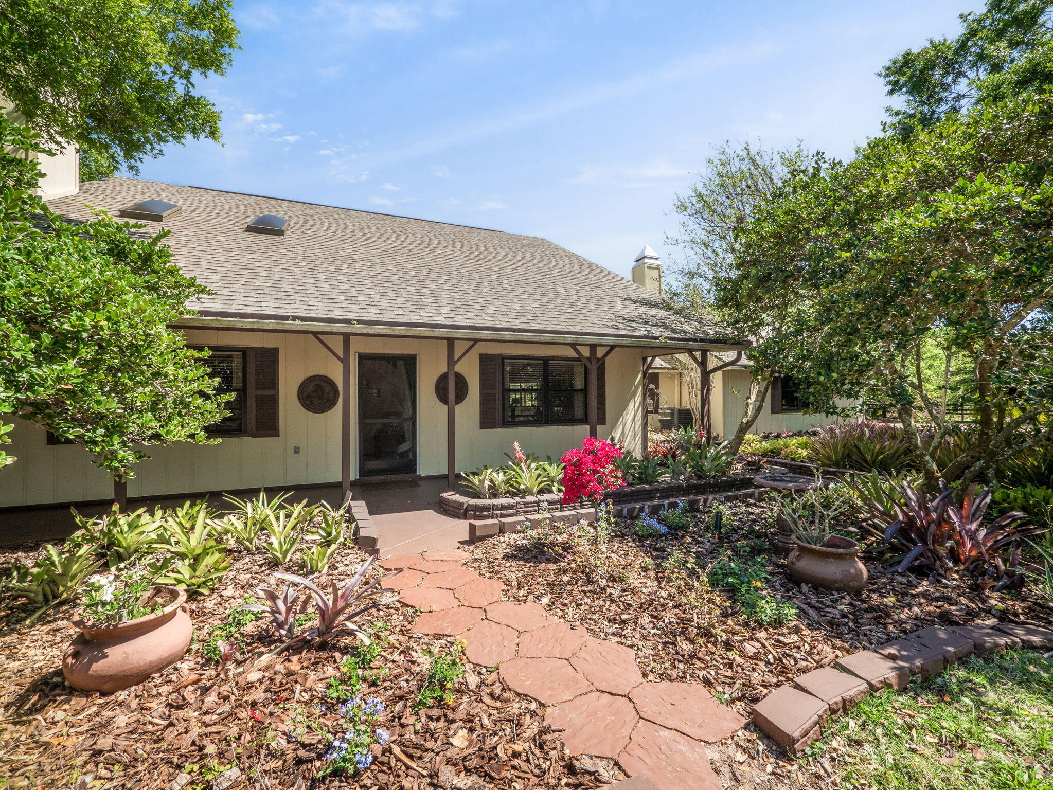 METES AND BOUNDS - Residential