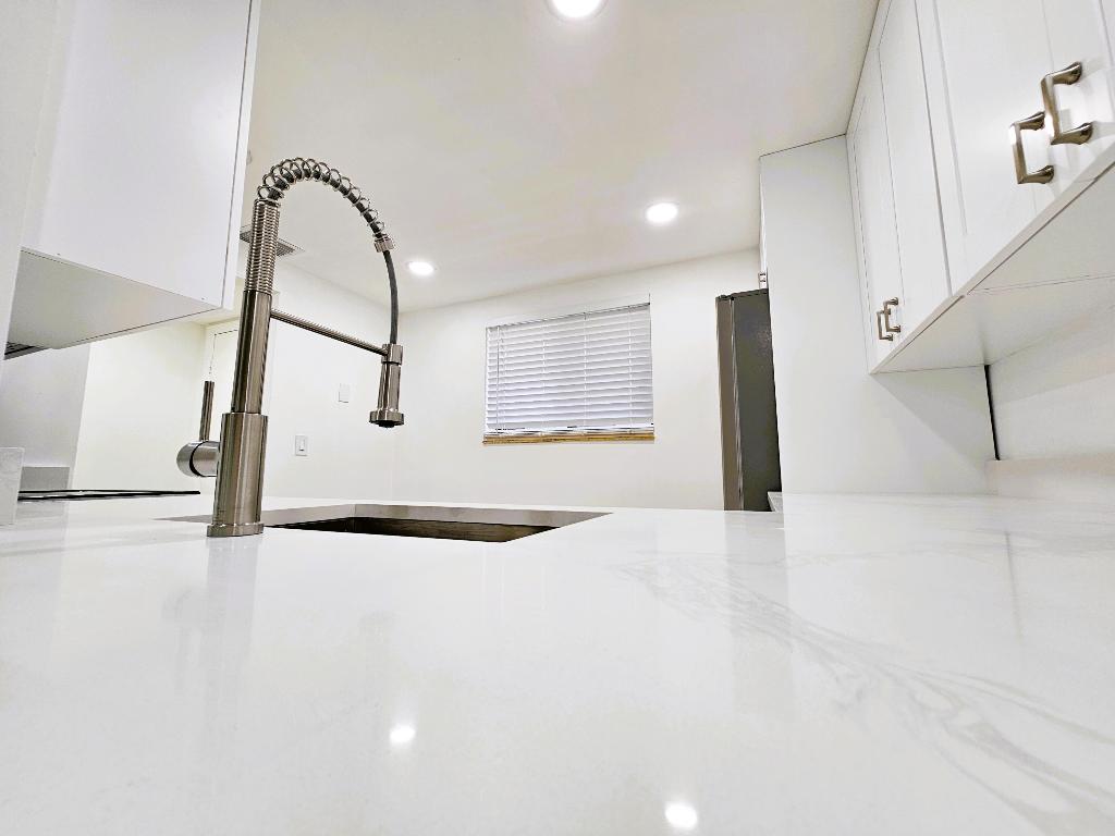 5220 Las Verdes Circle 317