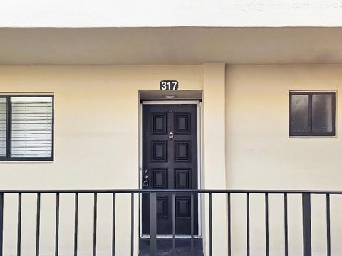 5220 Las Verdes Circle 317 Delray Beach FL 33484