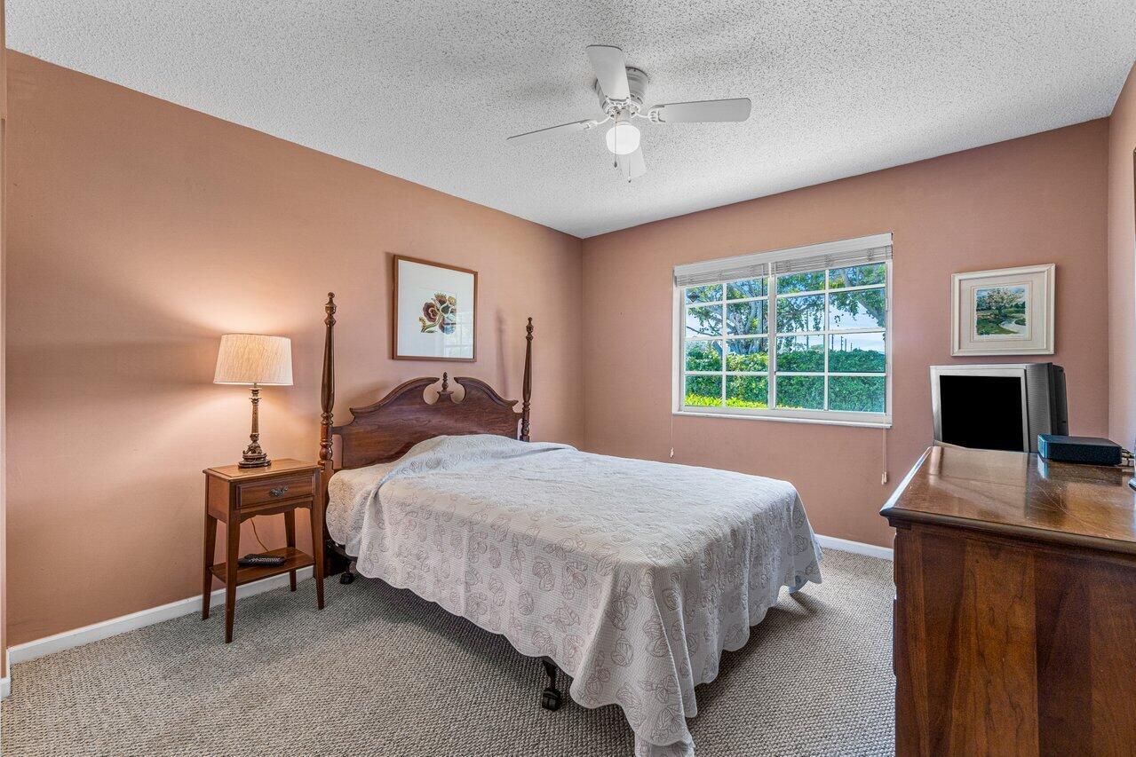 LAKESHORE NORTH - Residential Lease