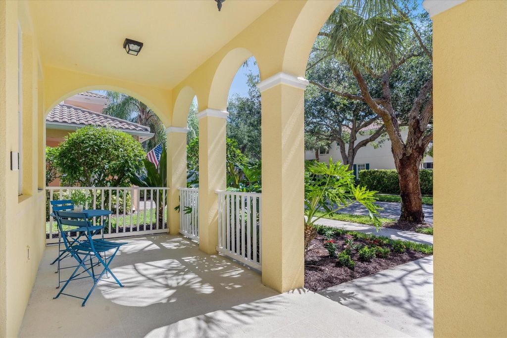 Photo of 306 San Remo Drive, Jupiter, FL 33458 (MLS # R11091285)