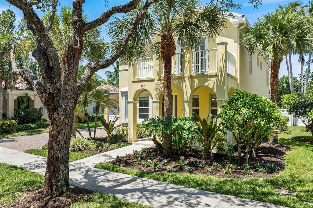 Photo of 306 San Remo Drive, Jupiter, FL 33458 (MLS # R11091285)