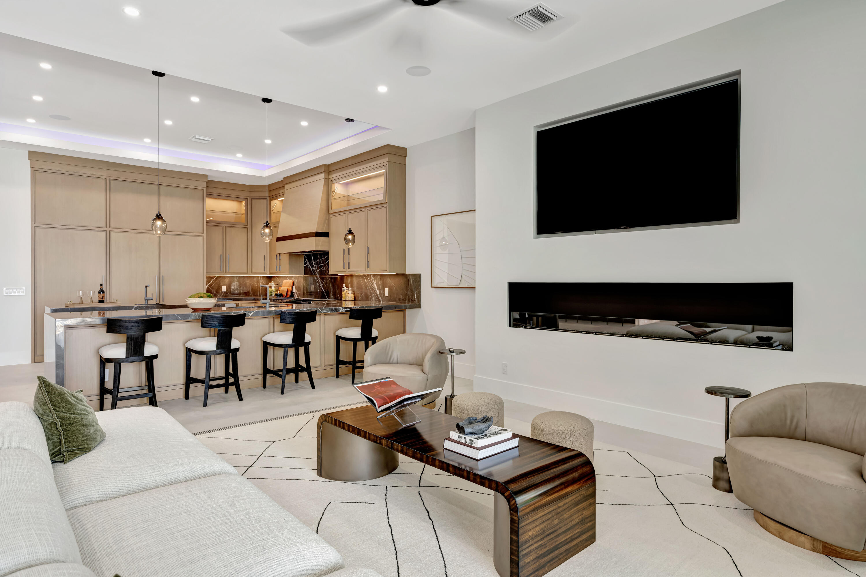 Lantana - Residential