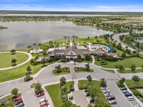 A home in Loxahatchee