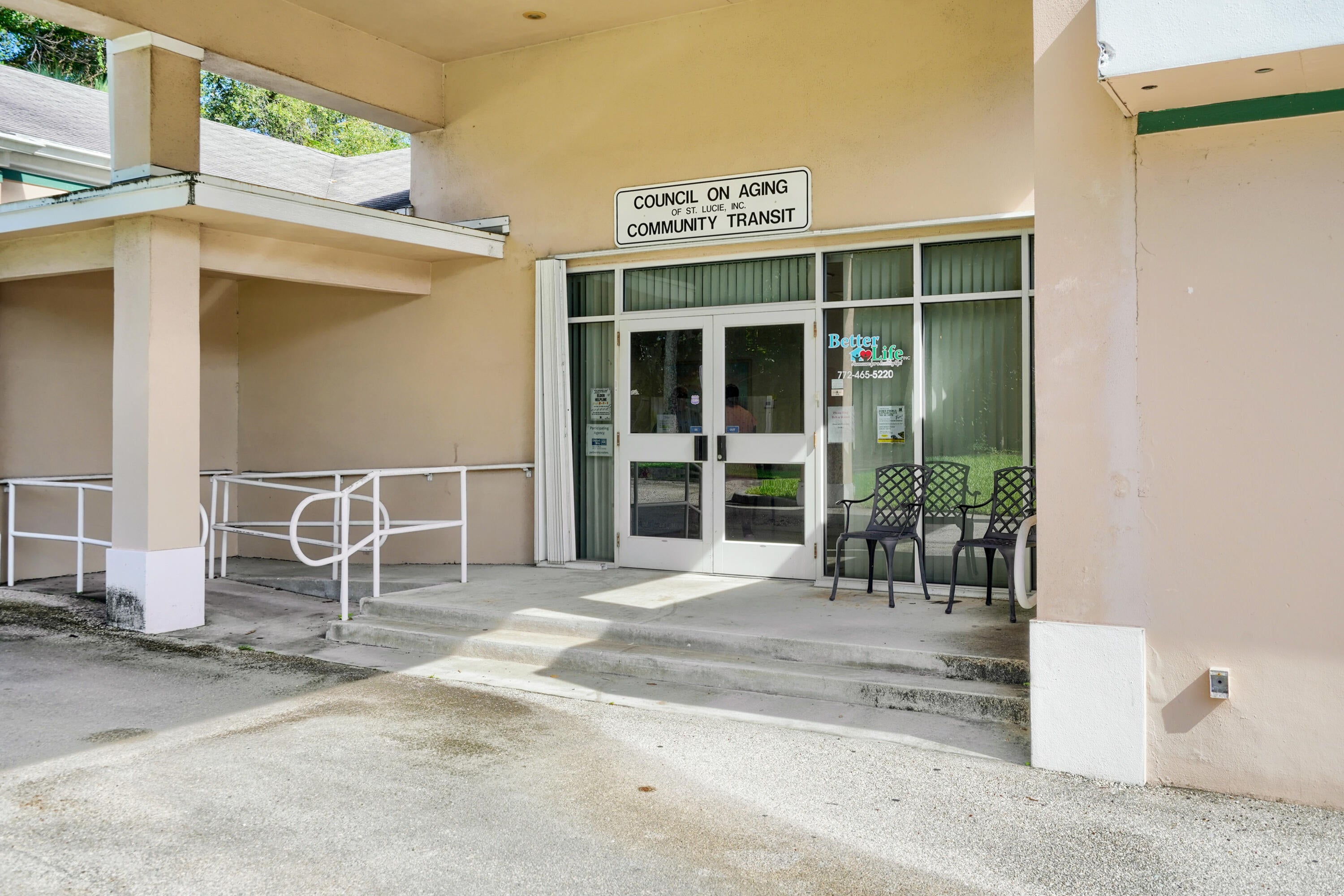 1505 Orange Avenue, Fort Pierce, FL, 6814/$2,250,000 4 1505 Orange Avenue