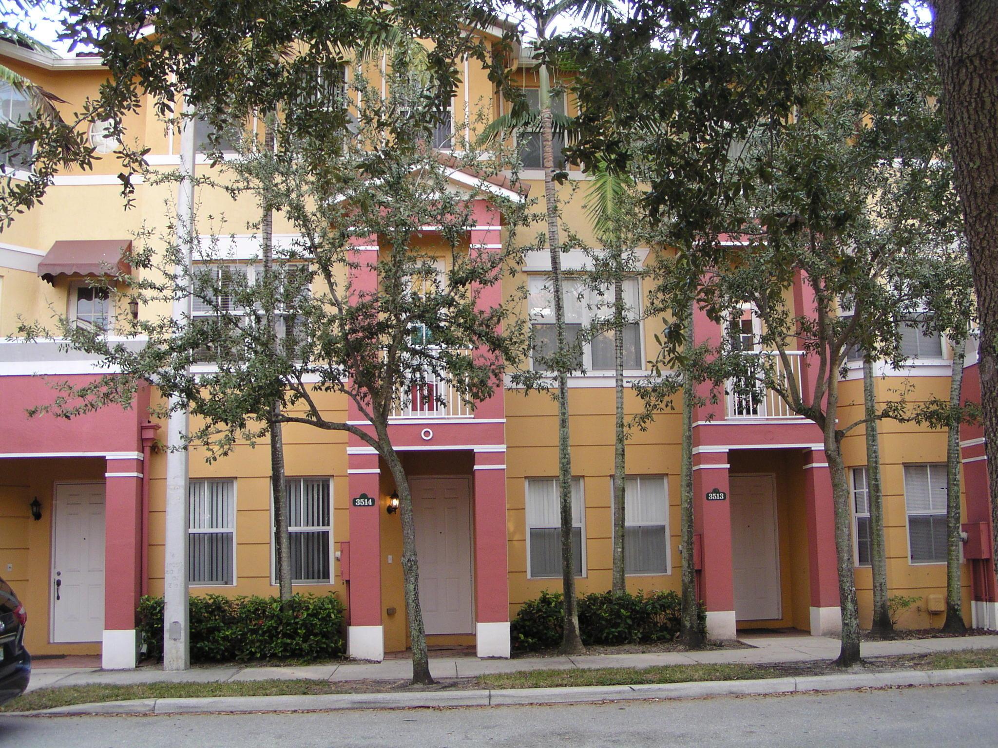 SHOMA TOWNHOMES AT ROYAL - Residential Lease