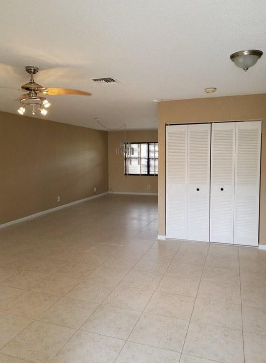 Village Blue Lake Condo - Residential