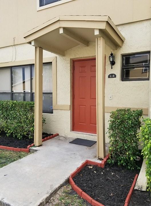 Village Blue Lake Condo - Residential