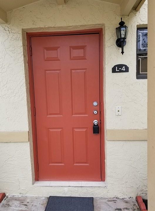 Village Blue Lake Condo - Residential