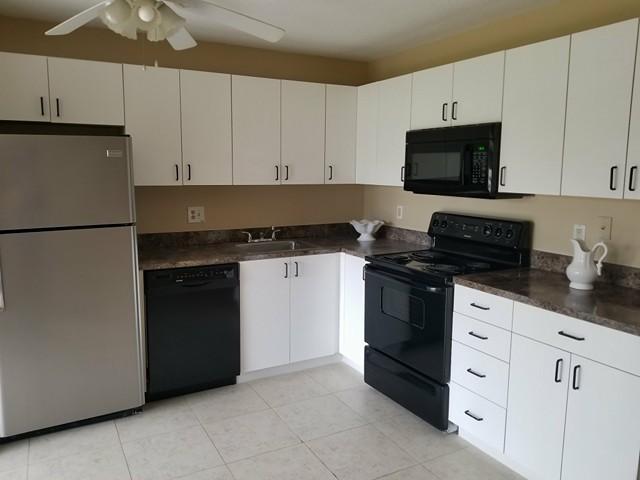 Village Blue Lake Condo - Residential