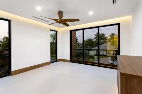 Tiny photo for 2441 NE 48th Court, Lighthouse Point, FL 33064 (MLS # B26051272)