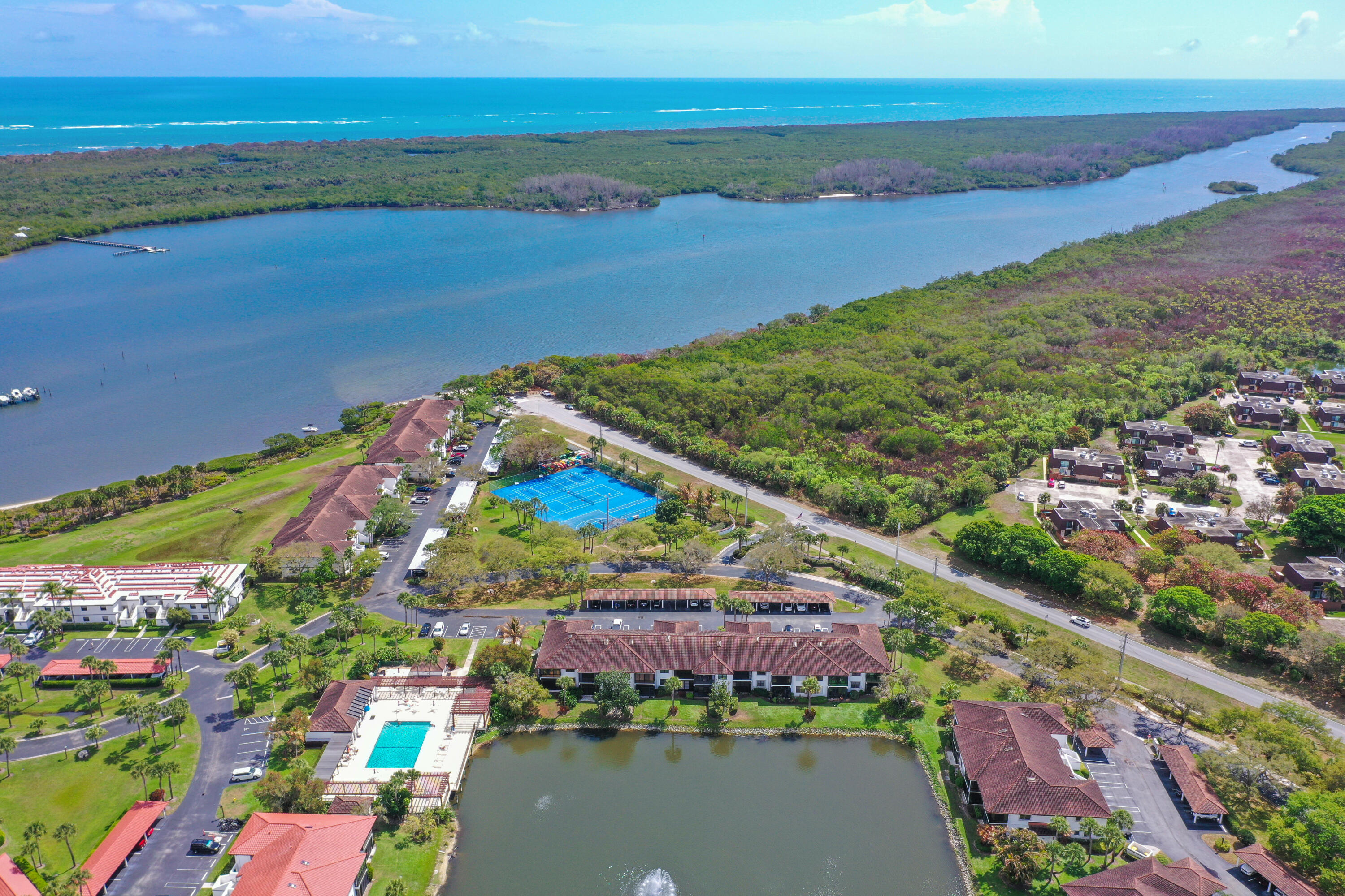 HANSONS LANDING CONDO - Residential