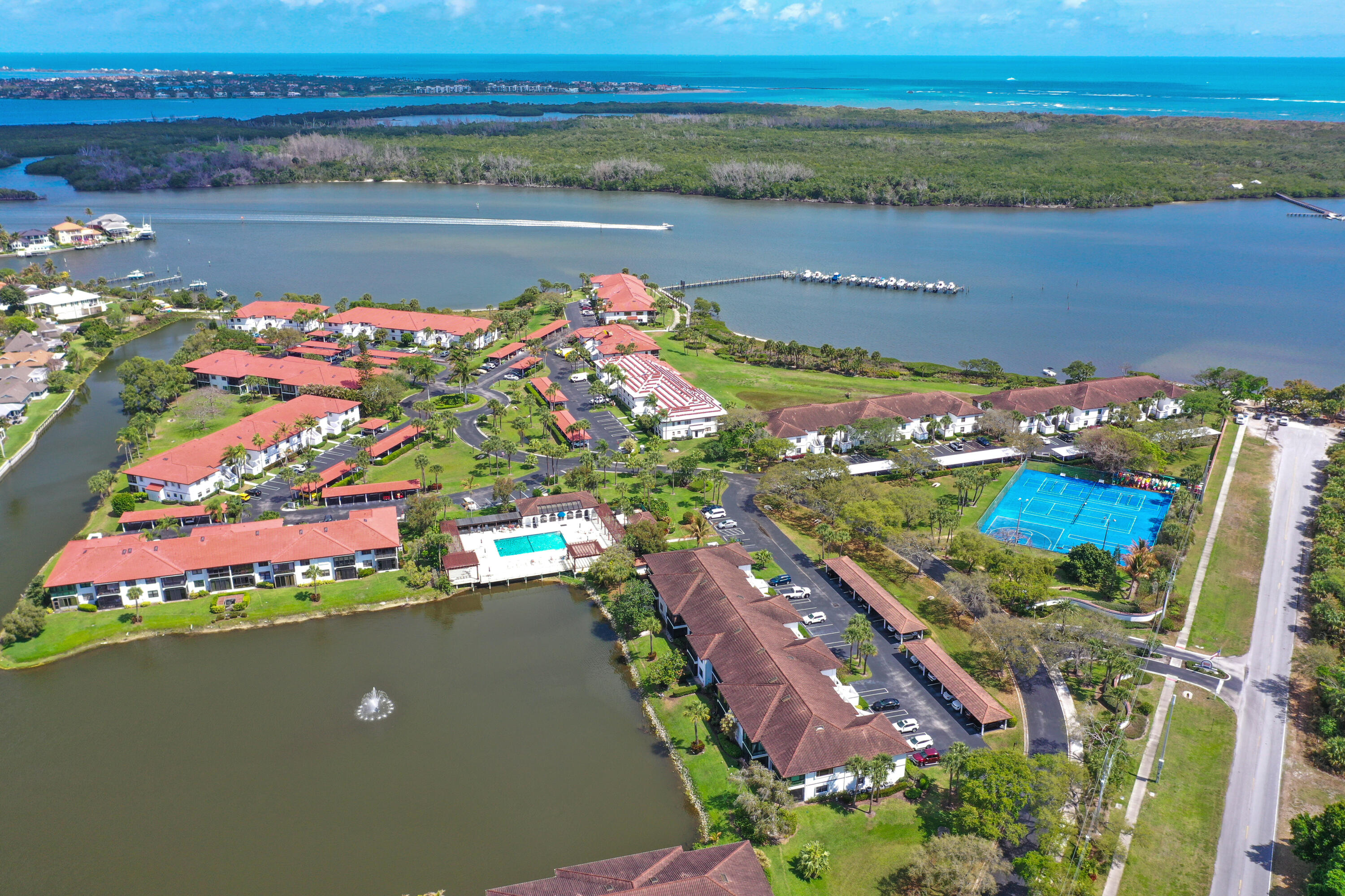 HANSONS LANDING CONDO - Residential