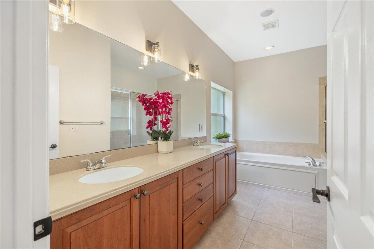 Rock Ridge - Residential